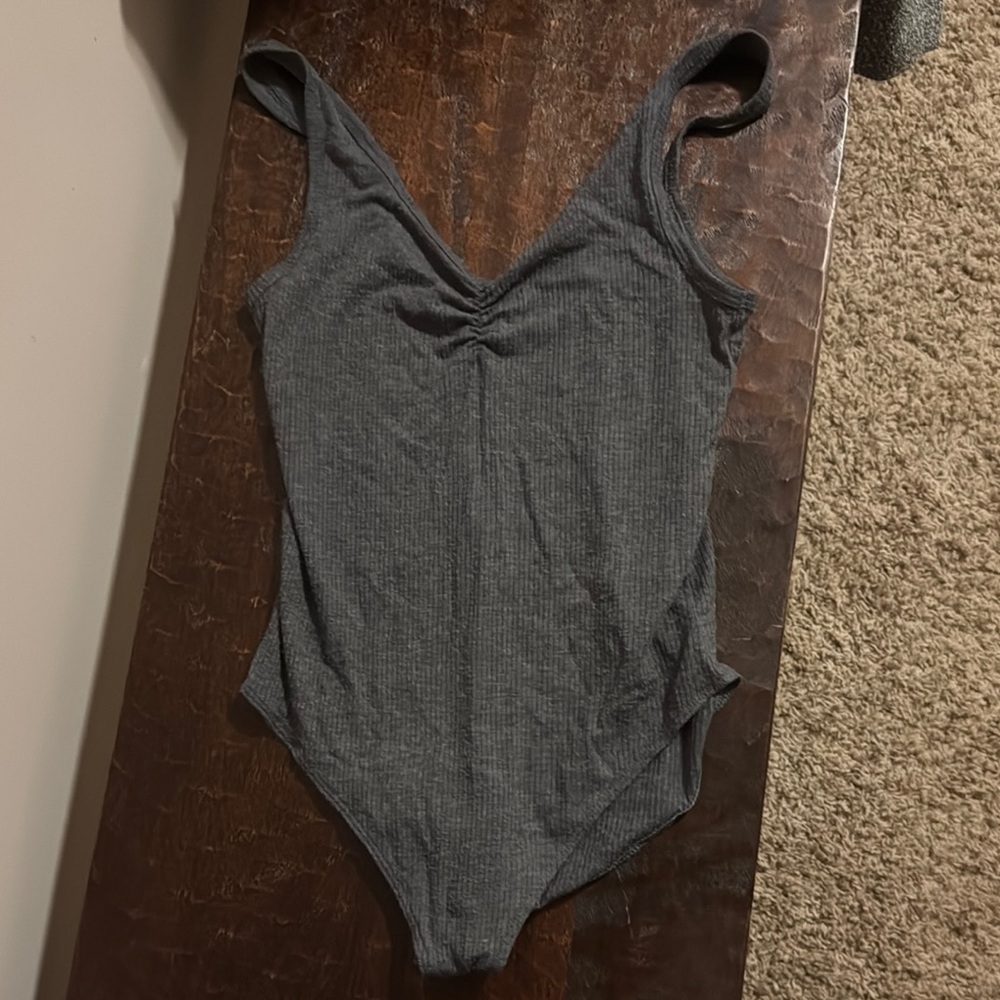 American Eagle - Soft & Sexy Gray Ribbed Bodysuit